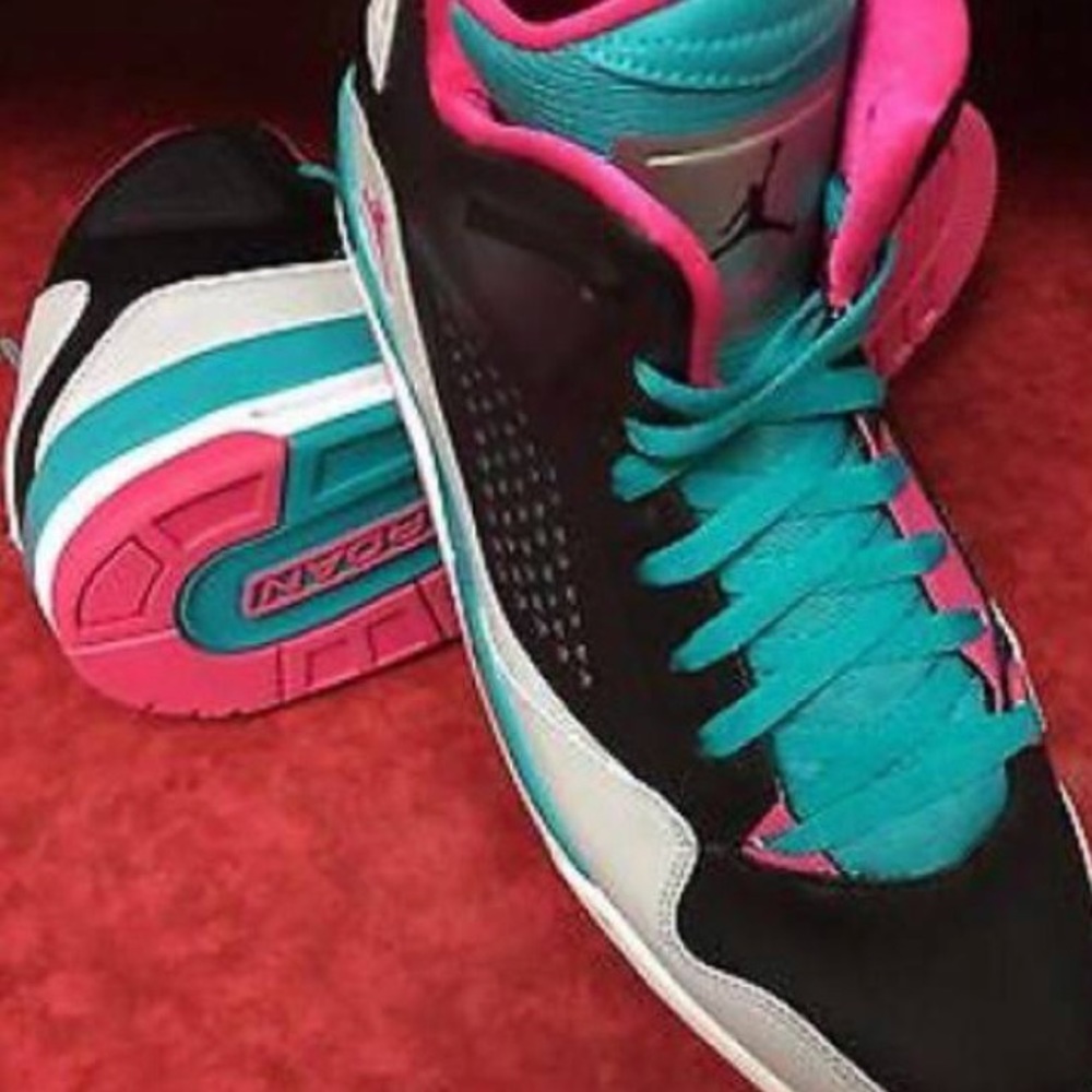 Jordan Flight SC-3